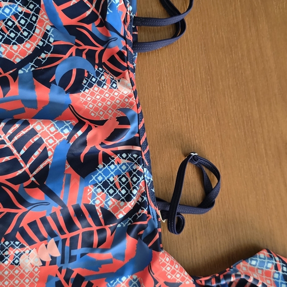 Colorful Patterned Tankini Set - Picture 5 of 6
